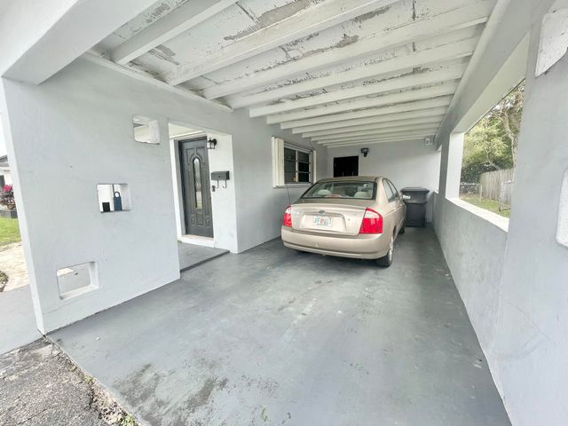 5630 Hollywood Boulevard, Hollywood, FL 33021