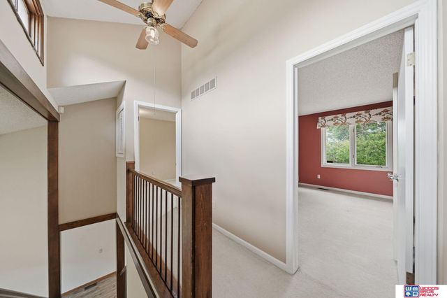 2300 S 72nd Street, Lincoln, NE 68506