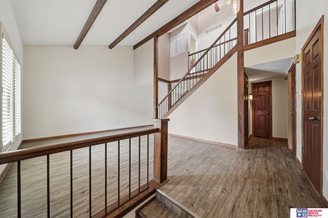 2300 S 72nd Street, Lincoln, NE 68506