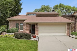 2300 S 72nd Street, Lincoln, NE 68506