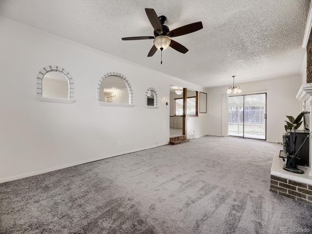 2011 S Carr Street, Lakewood, CO 80227