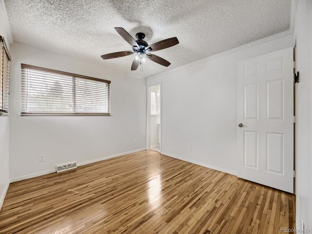2011 S Carr Street, Lakewood, CO 80227