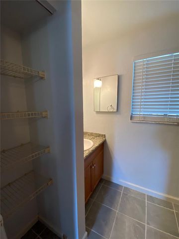 2508 SW 35TH PLACE F32, Gainesville, FL 32608