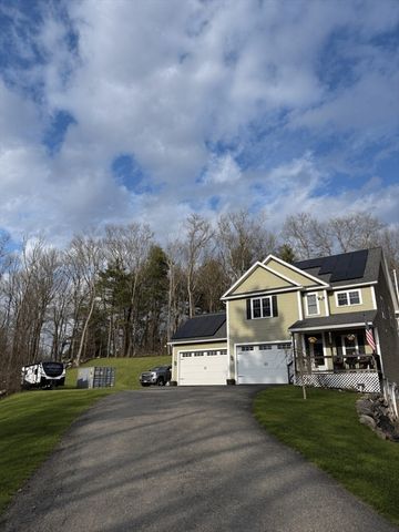 5 Deer Hill Rd, Oxford, MA 01537