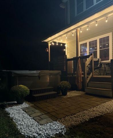 5 Deer Hill Rd, Oxford, MA 01537