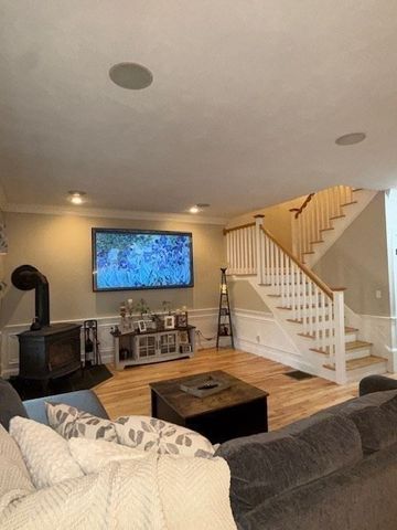 5 Deer Hill Rd, Oxford, MA 01537