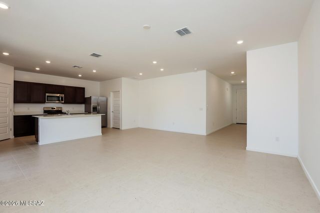 7062 W Indian Clover Way, Tucson, AZ 85757