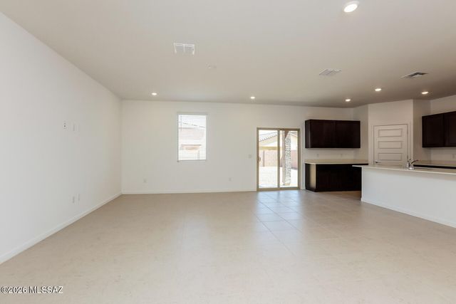 7062 W Indian Clover Way, Tucson, AZ 85757