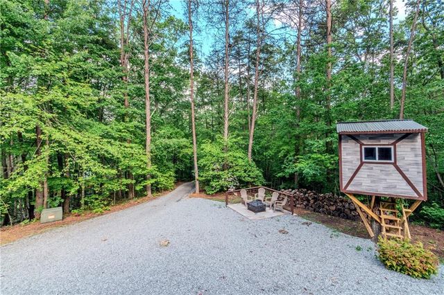 48 Timber Ridge Road, Blue Ridge, GA 30513