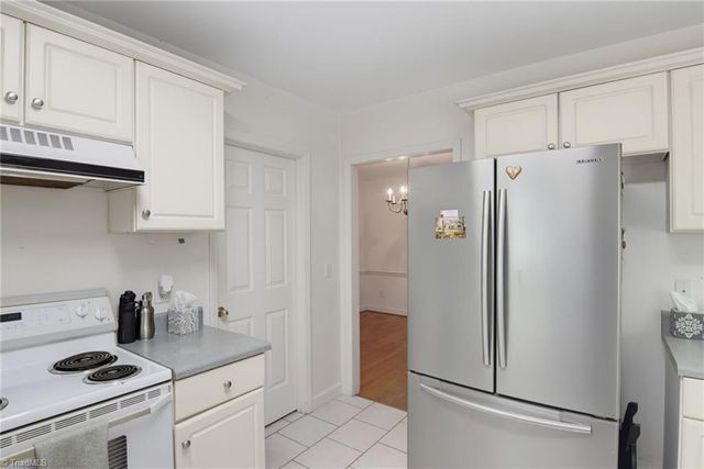 246 Hunters Glen Drive, Summerfield, NC 27358
