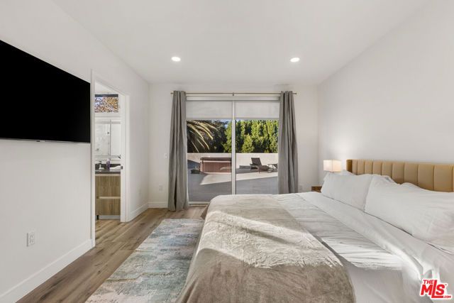 4806 Sylmar Ave PENTHOUSE PH2, Sherman Oaks, CA 91423