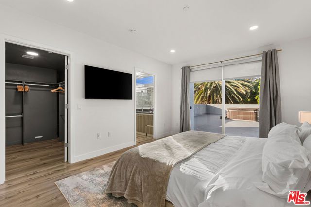 4806 Sylmar Ave PENTHOUSE PH2, Sherman Oaks, CA 91423