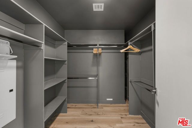 4806 Sylmar Ave PENTHOUSE PH2, Sherman Oaks, CA 91423