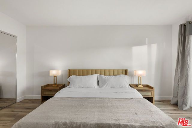 4806 Sylmar Ave PENTHOUSE PH2, Sherman Oaks, CA 91423