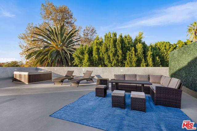 4806 Sylmar Ave PENTHOUSE PH2, Sherman Oaks, CA 91423
