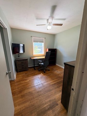 2 Upton St, Fairhaven, MA 02719