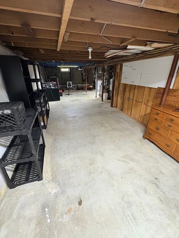 2 Upton St, Fairhaven, MA 02719