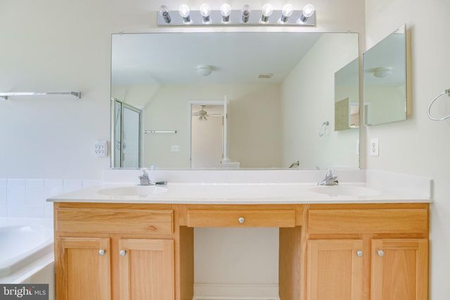 945 RIVERDALE CIR, Culpeper, VA 22701
