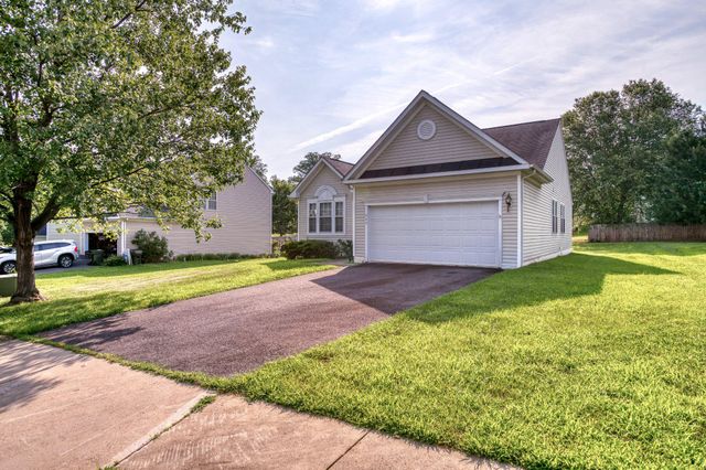 945 RIVERDALE CIR, Culpeper, VA 22701