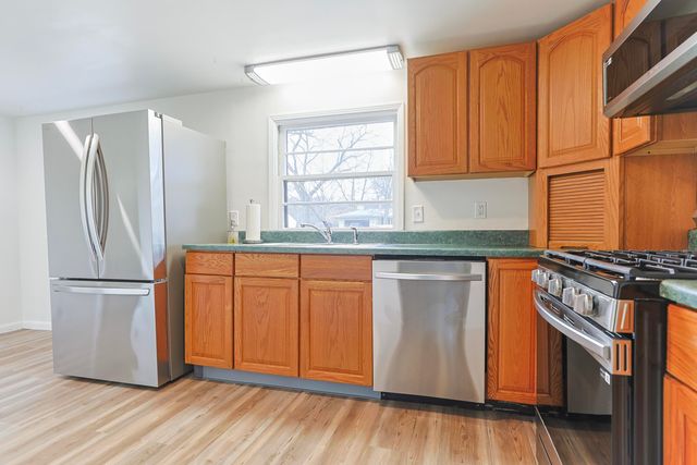 55136 Sundown Road, South Bend, IN 46628