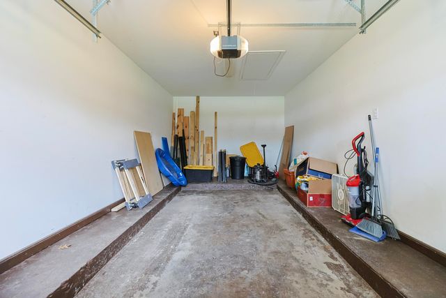 55136 Sundown Road, South Bend, IN 46628