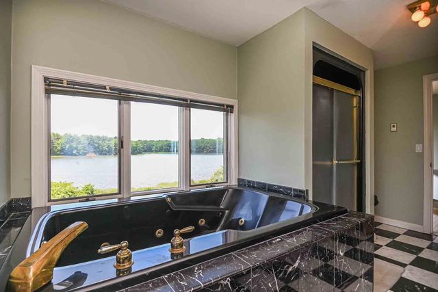 179 Spur Road, Dover, NH 03820