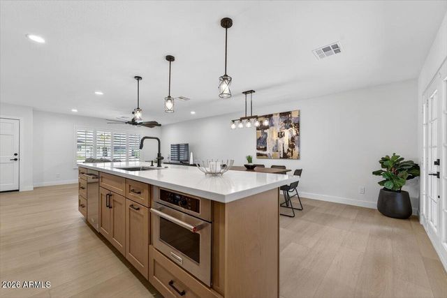 8713 E SAGE Drive, Scottsdale, AZ 85250