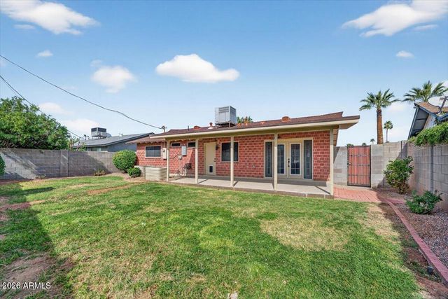 8713 E SAGE Drive, Scottsdale, AZ 85250
