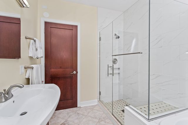 1436 N Orleans Street, Chicago, IL 60610