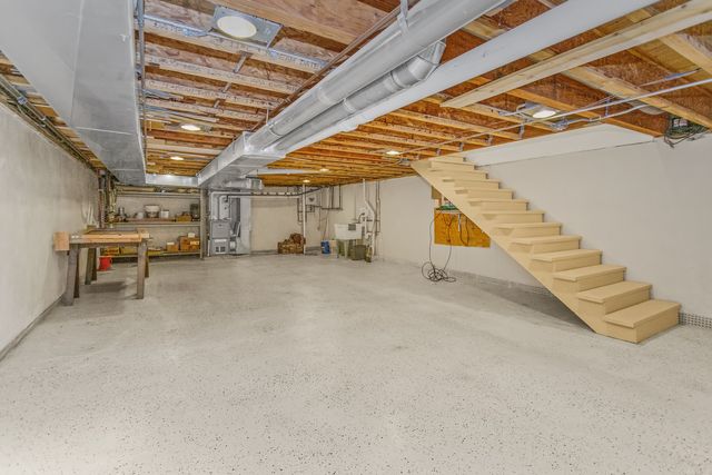 1436 N Orleans Street, Chicago, IL 60610
