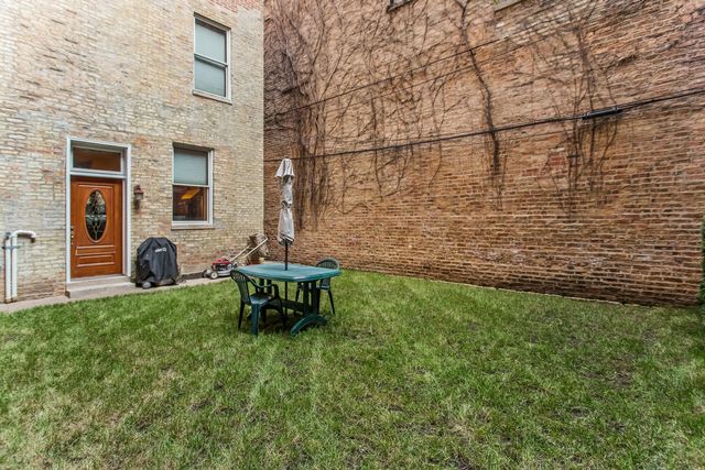 1436 N Orleans Street, Chicago, IL 60610