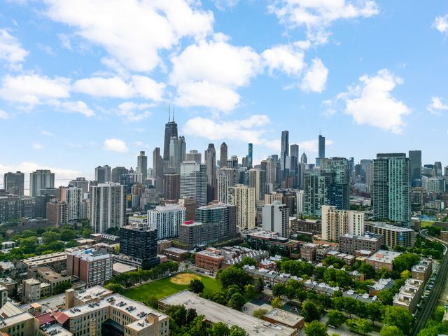 1436 N Orleans Street, Chicago, IL 60610