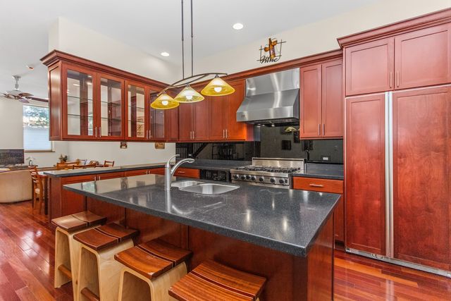 1436 N Orleans Street, Chicago, IL 60610