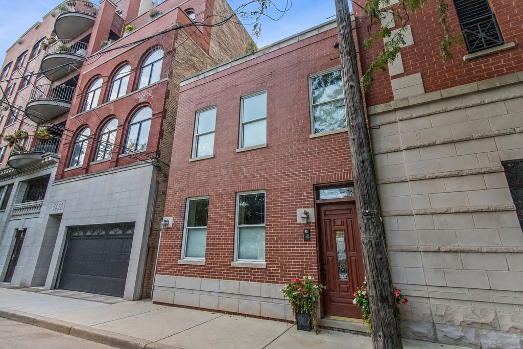 1436 N Orleans Street, Chicago, IL 60610