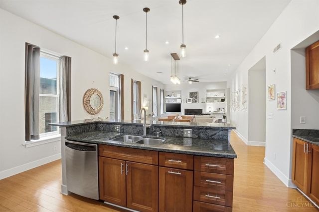 621 Main Street, Cincinnati, OH 45202