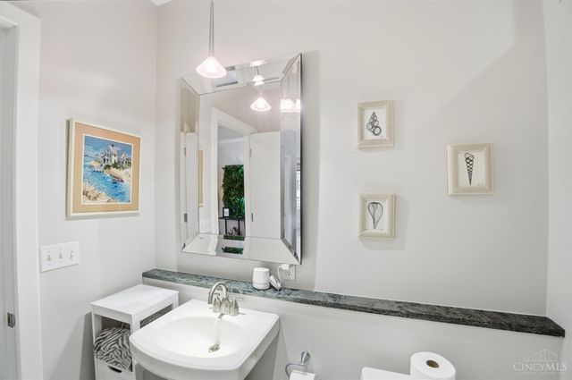 621 Main Street, Cincinnati, OH 45202