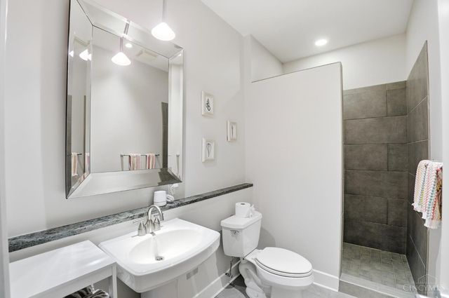 621 Main Street, Cincinnati, OH 45202