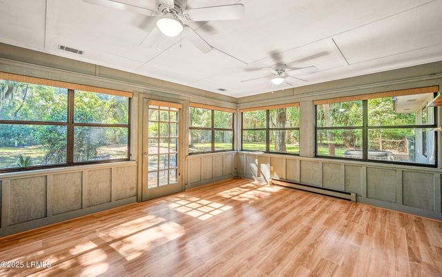 28 W Cedar Road, St. Helena Island, SC 29920