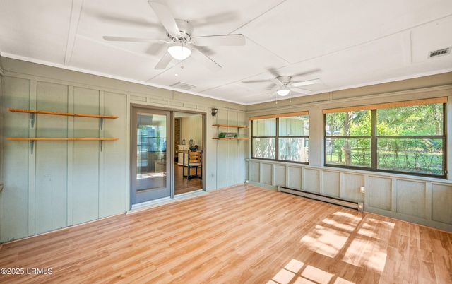 28 W Cedar Road, St. Helena Island, SC 29920