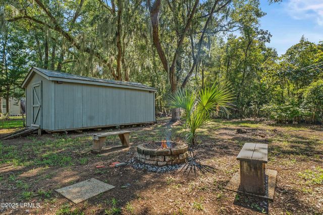 28 W Cedar Road, St. Helena Island, SC 29920