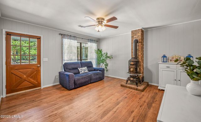 28 W Cedar Road, St. Helena Island, SC 29920