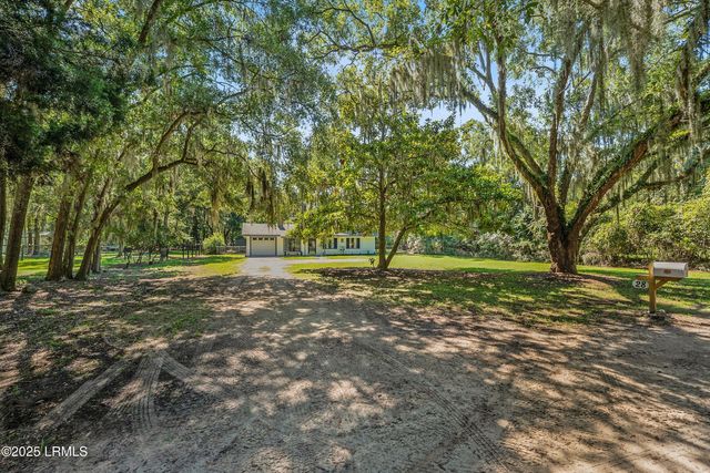 28 W Cedar Road, St. Helena Island, SC 29920