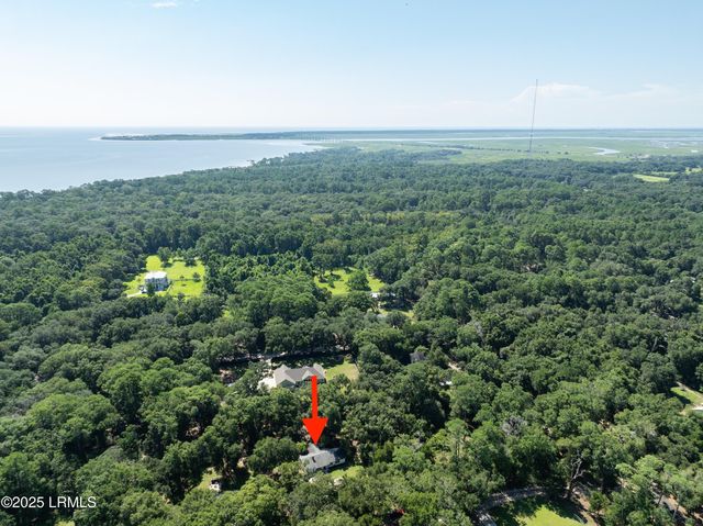 28 W Cedar Road, St. Helena Island, SC 29920