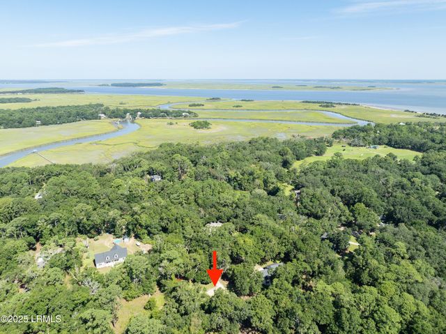28 W Cedar Road, St. Helena Island, SC 29920