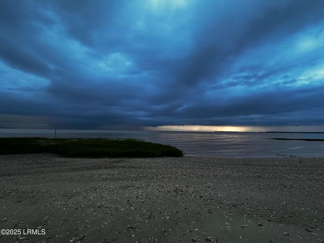 28 W Cedar Road, St. Helena Island, SC 29920