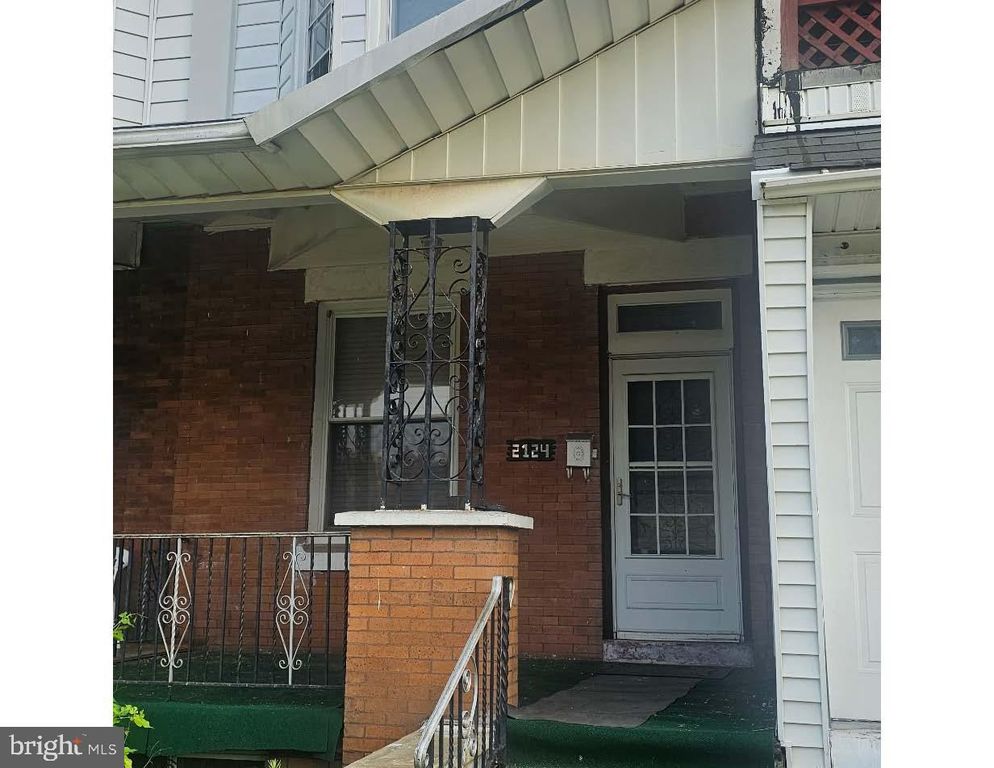 2124 W ERIE AVE, PHILADELPHIA, PA 19140 — exterior