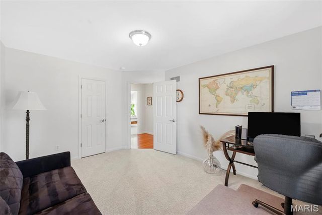 38 Mountain Laurel Drive, St Peters, MO 63376