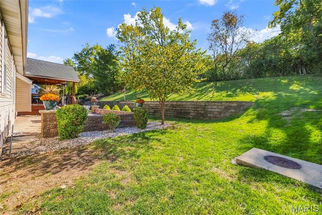 38 Mountain Laurel Drive, St Peters, MO 63376