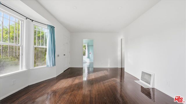 2613 Jeffries Avenue, Los Angeles, CA 90065