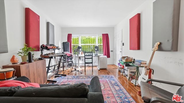 2613 Jeffries Avenue, Los Angeles, CA 90065